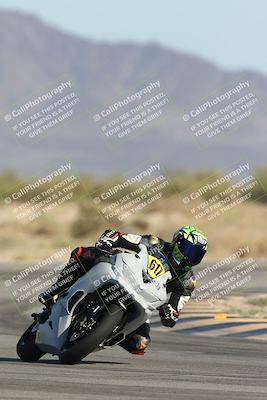 media/Oct-04-2025-CVMA (Sat) [[408bcdd6e4]]/Race 14-500-400-350 Supersport/